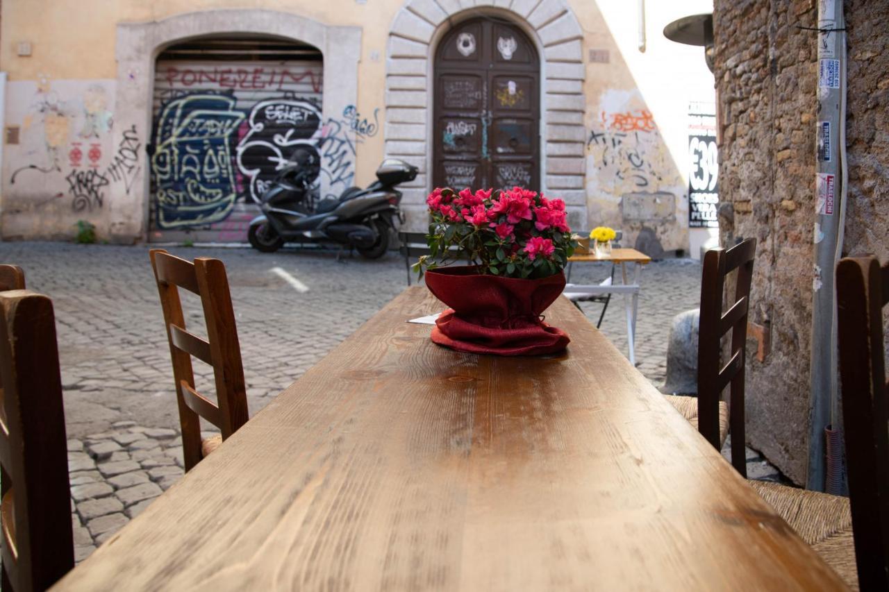 Trastevere Colorful Apartment With Terrace! Рим Экстерьер фото