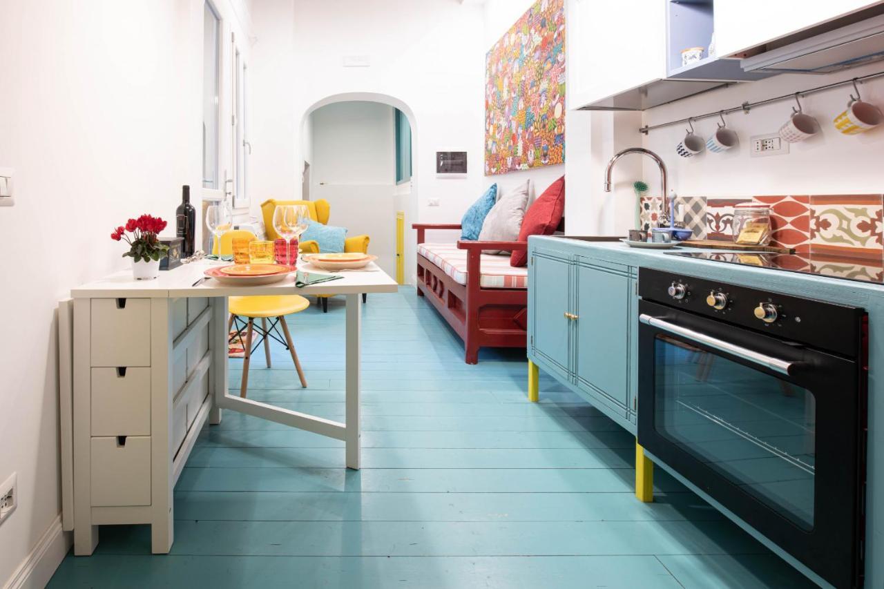 Trastevere Colorful Apartment With Terrace! Рим Экстерьер фото