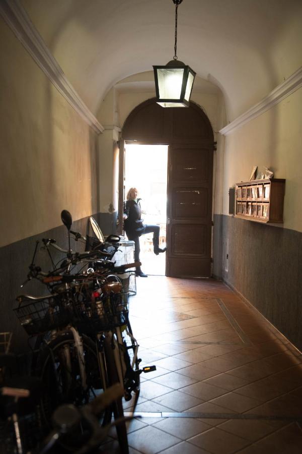 Trastevere Colorful Apartment With Terrace! Рим Экстерьер фото