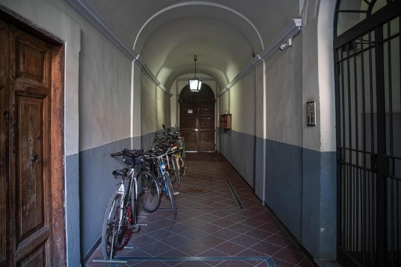 Trastevere Colorful Apartment With Terrace! Рим Экстерьер фото