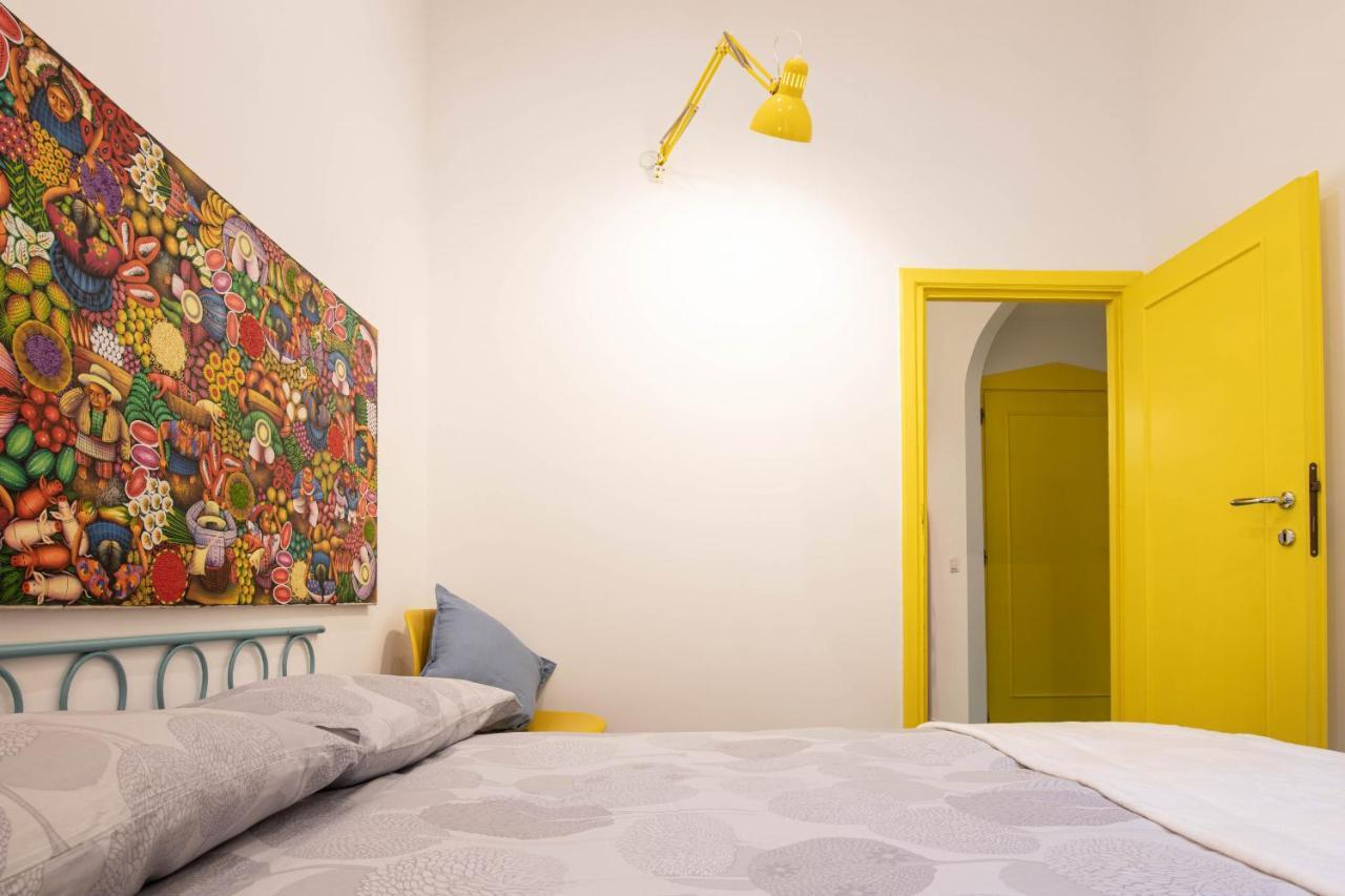 Trastevere Colorful Apartment With Terrace! Рим Экстерьер фото