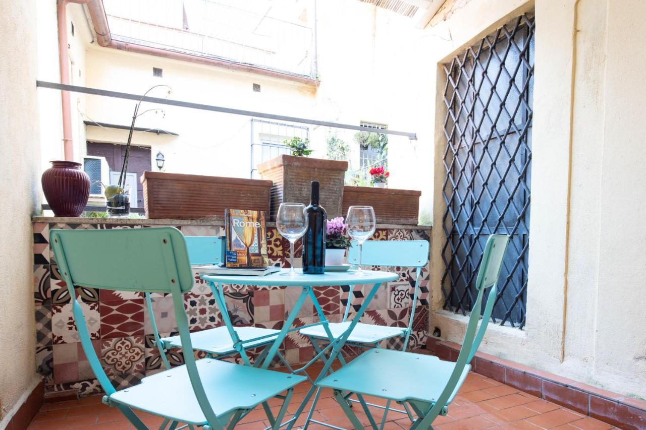 Trastevere Colorful Apartment With Terrace! Рим Экстерьер фото