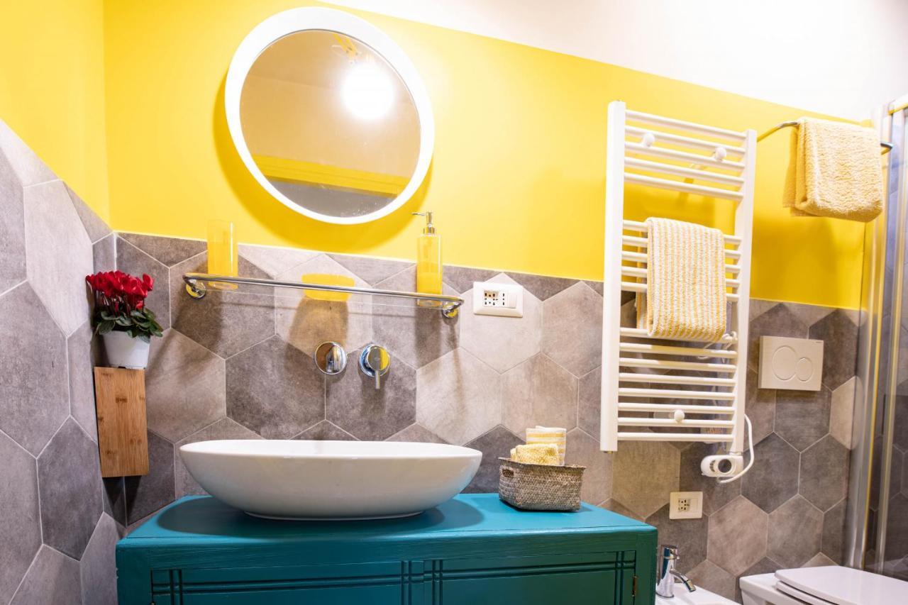 Trastevere Colorful Apartment With Terrace! Рим Экстерьер фото